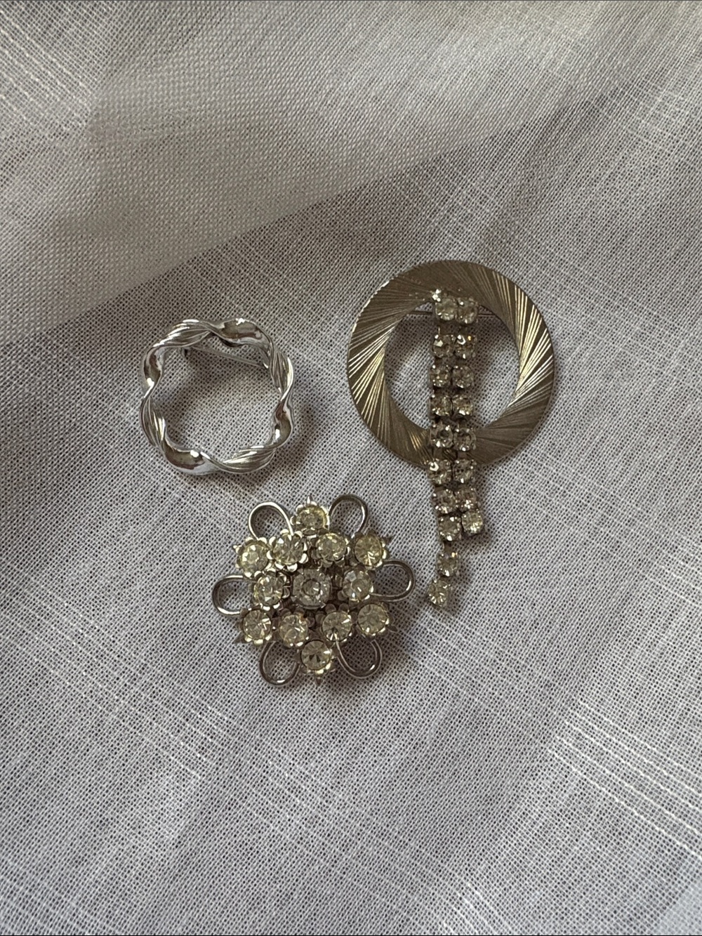 Classic Silver-Tone Crystal Floral Brooch Set - Timeless Silver Sparkle
